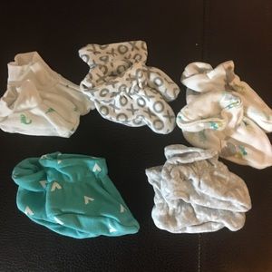 Baby booties (5)
